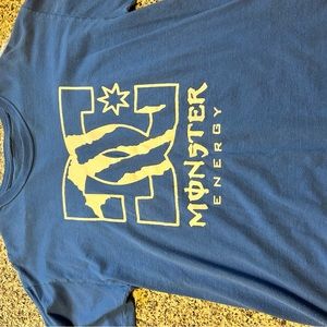 BARELY USED DC GRUNGE MONSTER ENERGY COLLAB SHIRT!